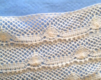 Vintage Ecru Valenciennes lace