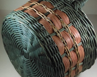 Vintage wicker and Straw basket with two side handles Round Basket Made in Indonesia Easter Decoration