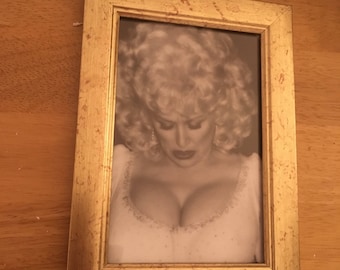 Dolly Parton kitsch print in gold frame 6x4"