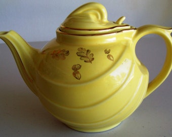 Hall Gold Leaf & Acorn Design Vintage Tea Pot
