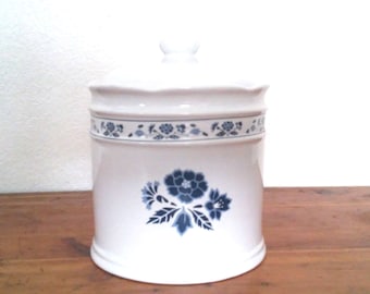 Royal Stratford by Trenditions Lg White Canister W/ Blue Flowers-5 3/4" Tall