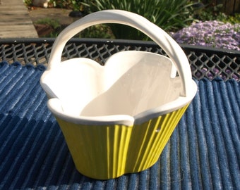 Vintage 1975 Fritz and Floyd Ceramic Yellow Basket with Handle