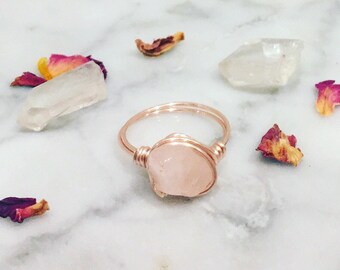 Rose Gold Rose Quartz Ring • Rose quartz ring • Rose gold ring • Wire wrapped ring • Gemstone ring • Bridesmaid ring • Boho ring • Love ring