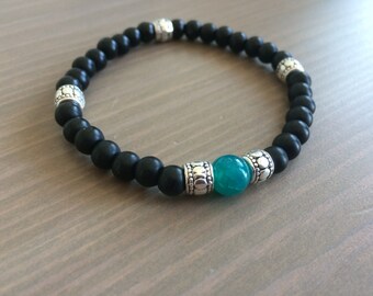 Male black glass bracelet with agate bead