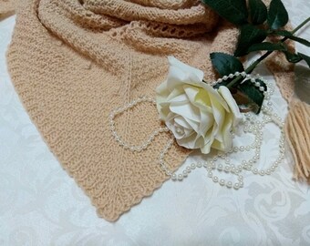 Бактус, шарф, косынка, платок на шею.Бактус, scarf, triangular scarf, shawl on a neck.