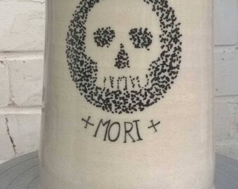 Memento Mori tankard - Skull
