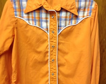vintage western handmade pearl snap shirt/collared pearl snap plaid western shirt/70's western plaid shirt medium