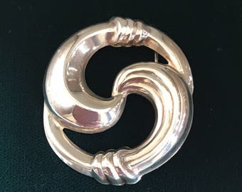 Vintage Silver plated swirl Brooch