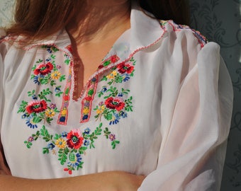 Peasant shirt, peasant top, peasant blouse, embroidered shirt, embroidered blouse, Hungarian blouse, Hungarian top summer, boho clothing