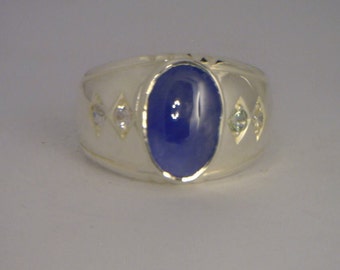 Blue Sapphire Cab from this ring.