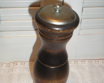 Trade Chief Wood Pepper Mill Grinder