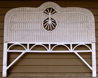 White Wicker Headboard Queen Size Vintage Victorian Coastal Living Shabby Cottage Beach House