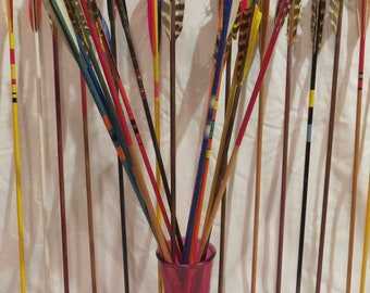 Vintage wood arrows. Decorative vintage wooden arrows. Option to choose 7-12 archery colorful painted wood shafts with feather fletchings