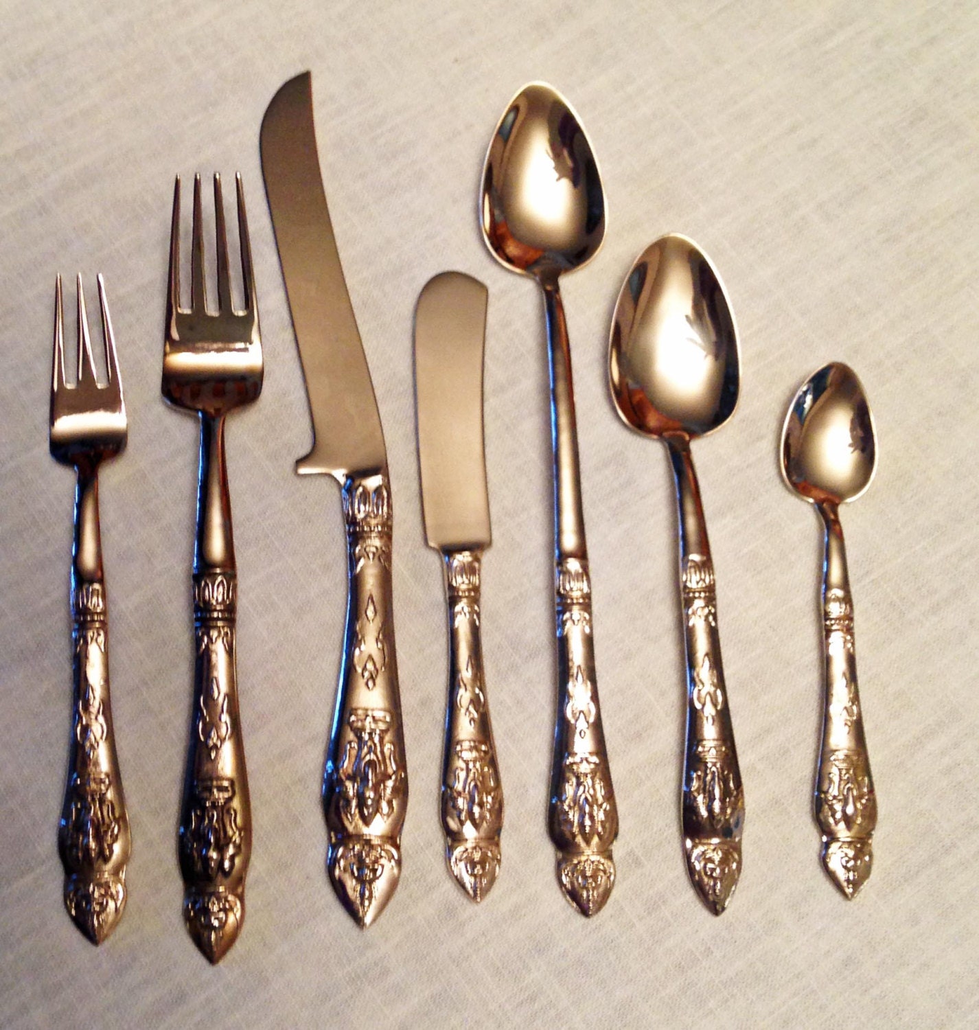 Polished Vintage 96 Pieces for 12 of Siam/Thai Bronze/Brass Polished Vintage 96 Pieces for 12 of Siam/Thai Bronze/Brass