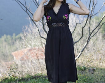 Black cotton dress, V-neck dress, Knee length dress, Midi dress, Sleeveless dress, Summer dress women