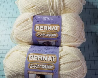 Bernat Softee Chunky yarn in Natural 3 skeins