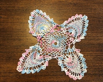 Beautiful Vintage Crochet Pastel Pink & Blue Nursery Baby Dollie Doily Table Topper