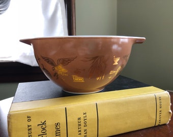 Pyrex Early American 441 Cinderella Bowl
