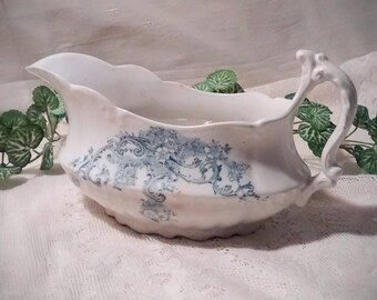 Antique Gravy Boat BELLA from Pitcairns Limited, Tunstall England