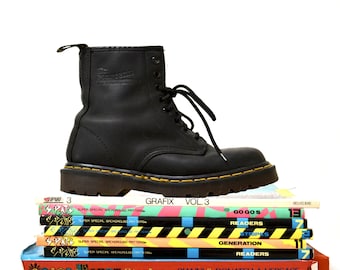 Amazing 90s Black Dr Martens Boots Size Women 6 // Vintage Doc Marten Black Boots UK Size 4 Made in England