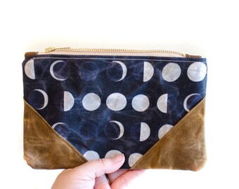 Moon Phase Bag, Zipper Pouch, Moon Purse, Wallet Bag, Moon Print, Waxed Canvas Pouch, Celestial Print, Travel Bag, Gifts For Her, Canvas Bag