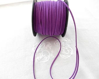 Suede 3 mm iridescent purple color.