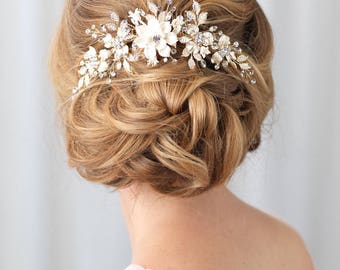 Gold Bridal Hair Comb, Floral Gold Hair Comb, Gold Headpiece, Gold Bridal Back Comb, Floral Bridal Hair Comb, Bridal Headpiece ~TC-2303
