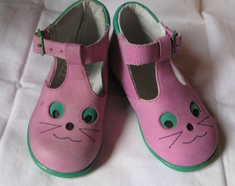 Pero Girls Toddler European Size 21 Ankle Strap Shoes