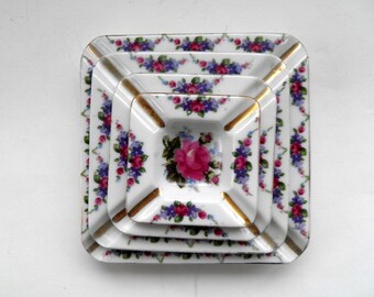 Beautiful Vintage Porcelain Floral Stackable Ashtray Set
