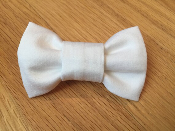 The "Bow-Tie Barrette" in White Sateen