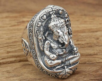 Superb silver ring 925 elephant God Ganesh