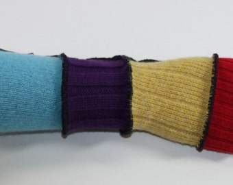 Arm warmers, made from upcycled sweaters made in france