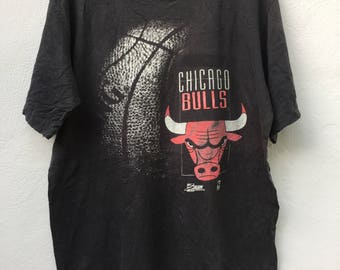 Rare!!vintage 90s chicago bulls shirt size M