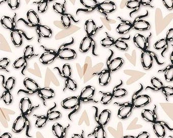 Santoro, Gorjuss, Letters from the Heart, Bows and Hearts Ecru Cotton Woven