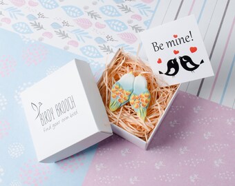 Two birds brooch pin Pair of bird lovers pin Small handmade Bird Brooch Love pin Woman Birdy Brooch Spring bird pin Pin-up jewelry Pin up