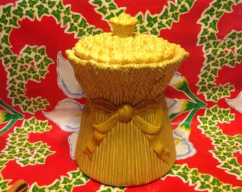 Vintage Poppytrail wheat bushel cookie jar- Made in California