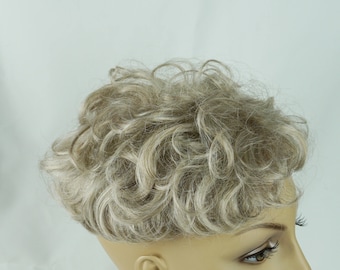 Costume Wiglet White Curly Insert with Combs