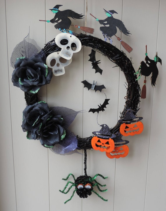 Items similar to Decorative Halloween Wreath on Etsy