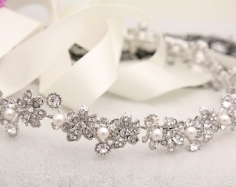 Wedding hair jewellery,Wedding hair band,Bridal headband,Pearl hair clips,Wedding headpiece,Bridal tiaras,Wedding headband,Bridal hair piece