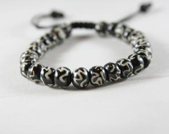Om bracelet for peace, love, meditation, harmony,good luck,yoga,casual,boho,sea stone,beaded