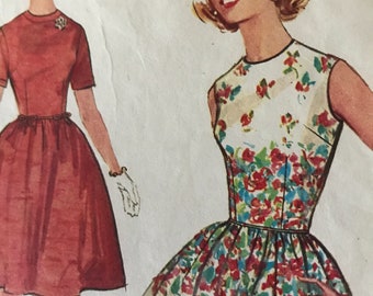 Simple to Make Full Skirted Dress Pattern With Bow Trim Detail---Simplicity 4918---Size 13 Bust 33