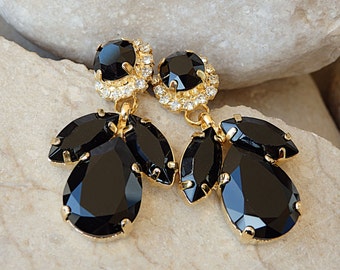 Black evening earrings. Black elegant earrings. Black swarovski earrings. Black crystal earrings. Post earrings. Black cluster earrings