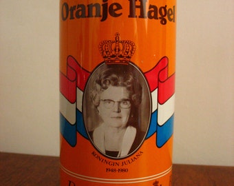 Dutch Royal Queens on De Ruijter Tin Cannister.