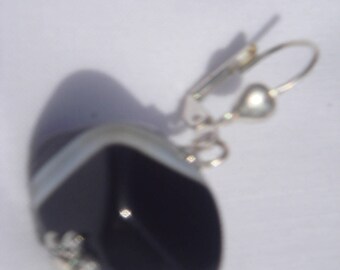 Melody: Earrings sleepers Botswana agate.