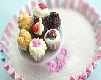 cupcake plate ring- miniature food jewelry, cupcake jewelry, food ring