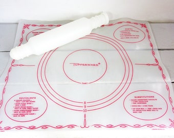Vintage Tupperware Red Pie-Tart Dough Rolling Pastry Mat/ Rolling Pin