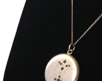 Antique Victorian Locket Pendant Necklace