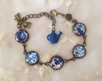 Cameo blue flower bracelet.