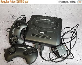 VENTE Console de jeux vidéo Sega Genesis / années 90 Sega Of America MK-1631 Gaming System - Retro Throwback Nerd Gamer Collector