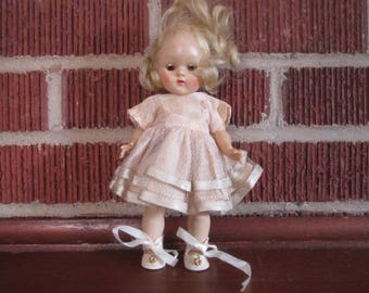 Vintage 1950s Strung Adorable Vogue Blonde Ginny Doll as found